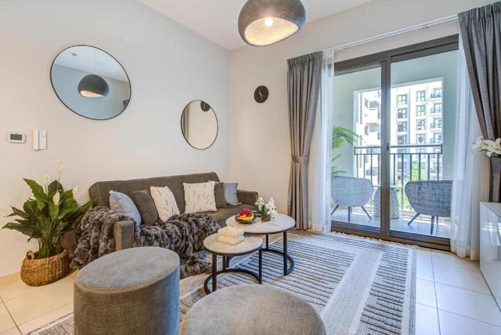 Trophy – Discover Tranquility Living in this Sleek Sanctuary