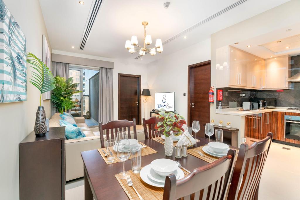 Ultimate Stay / Downtown / Brand New / 5 min Drive from Dubai Mall / Near Park