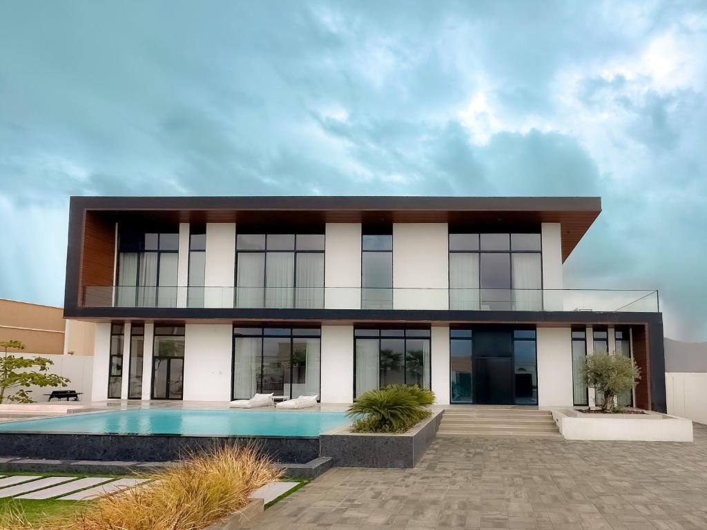 Villa 72 RAK