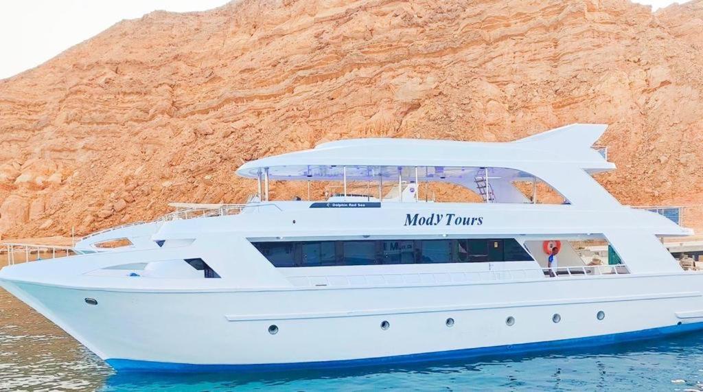 VIP Yacht Daily RENT