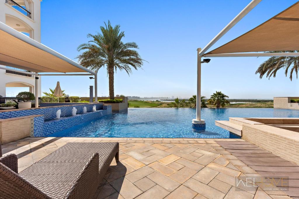 WelHome – Luxury Apt Close to Yas Water and Ferrari World