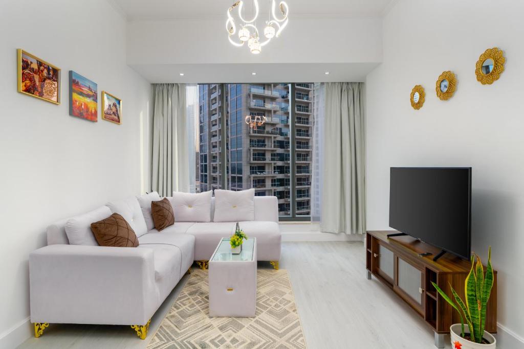 White Sage Opulence at Silverene Towers 1BR Dubai Marina