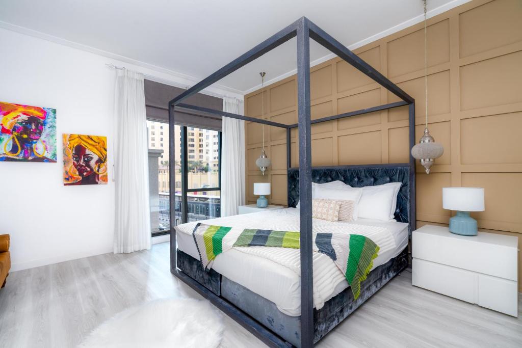 White Sage Spacious 1BR at Marina Promenade