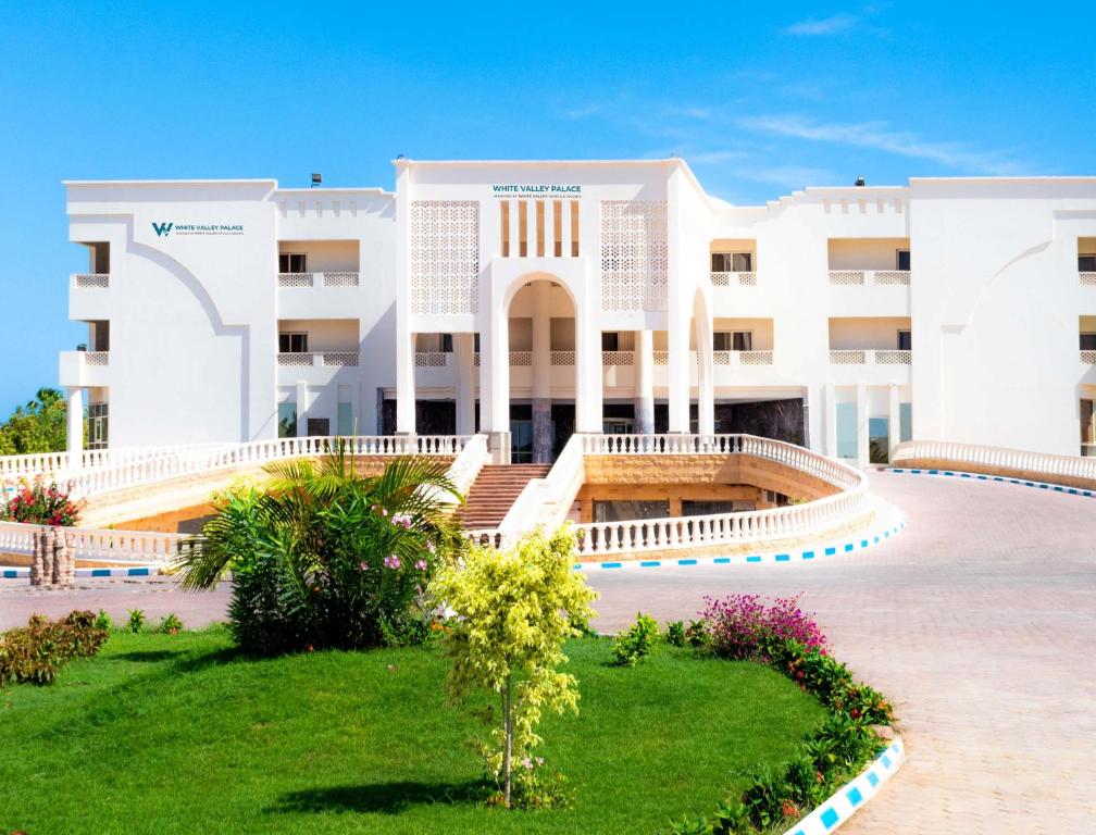 The Palace Beach Hotel