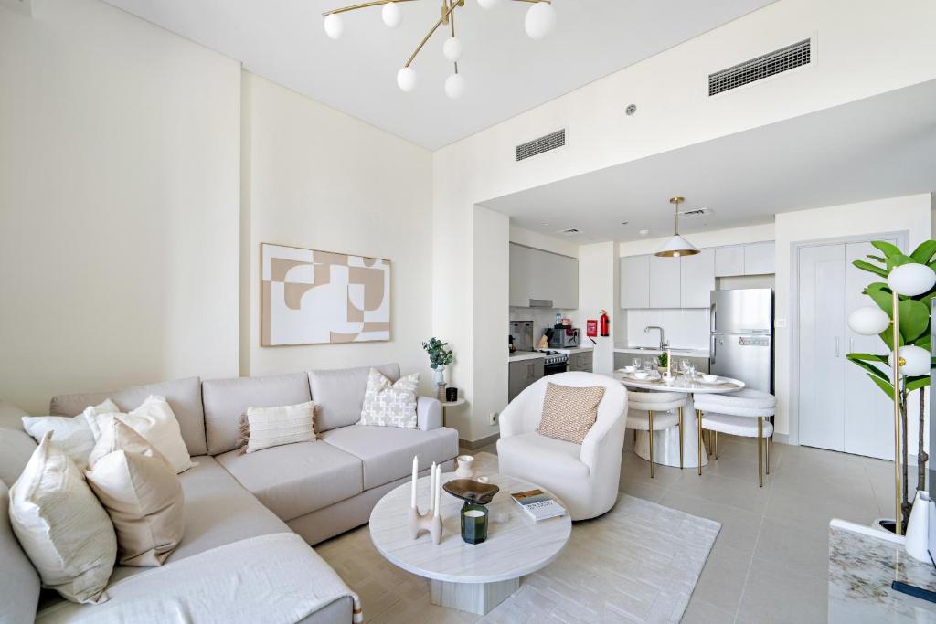 1BR Forte 2, Skyline City View