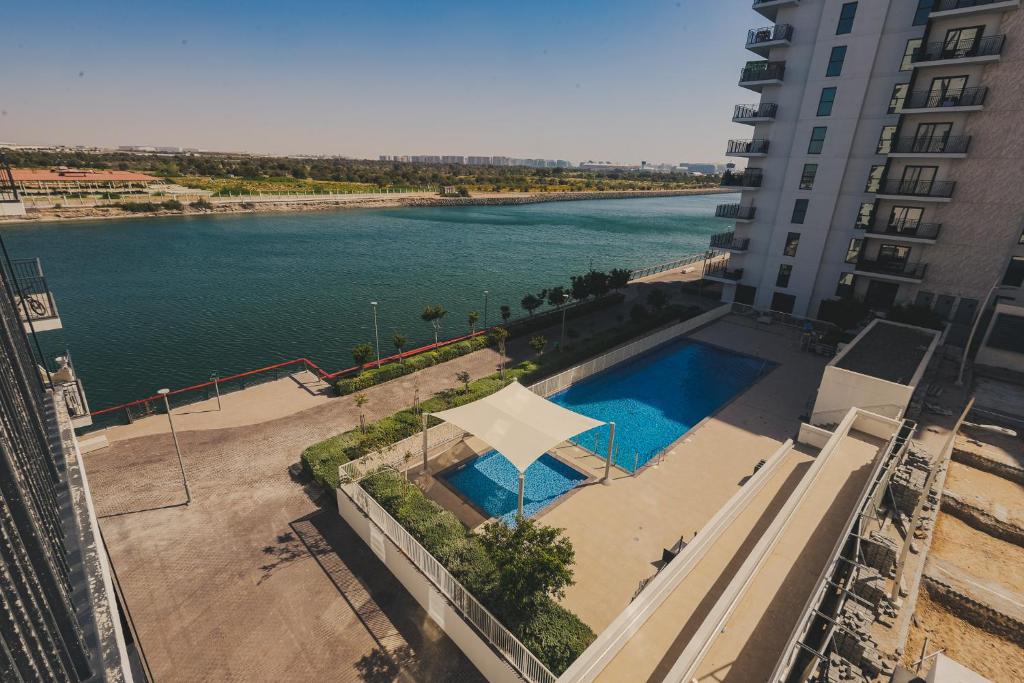 1br Oasis At Waters Edge By Voyage