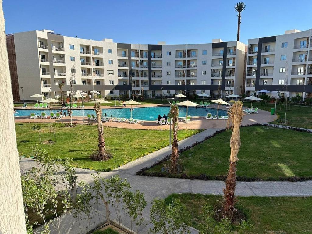 2 bed apartment in Marsellia beach 4