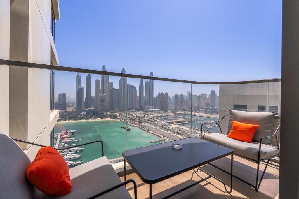 2 bed with magnificent view in Dubai Marina