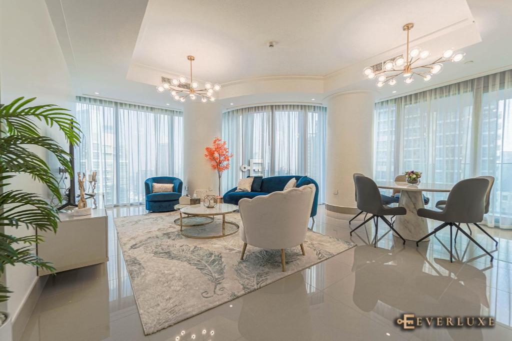 Luxurious 2-bed Apt In The Heart Of The City