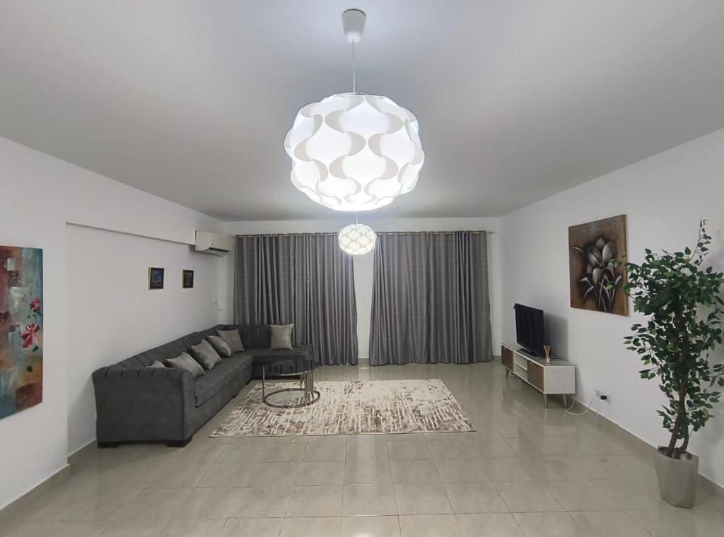 3 bedrooms apartment
