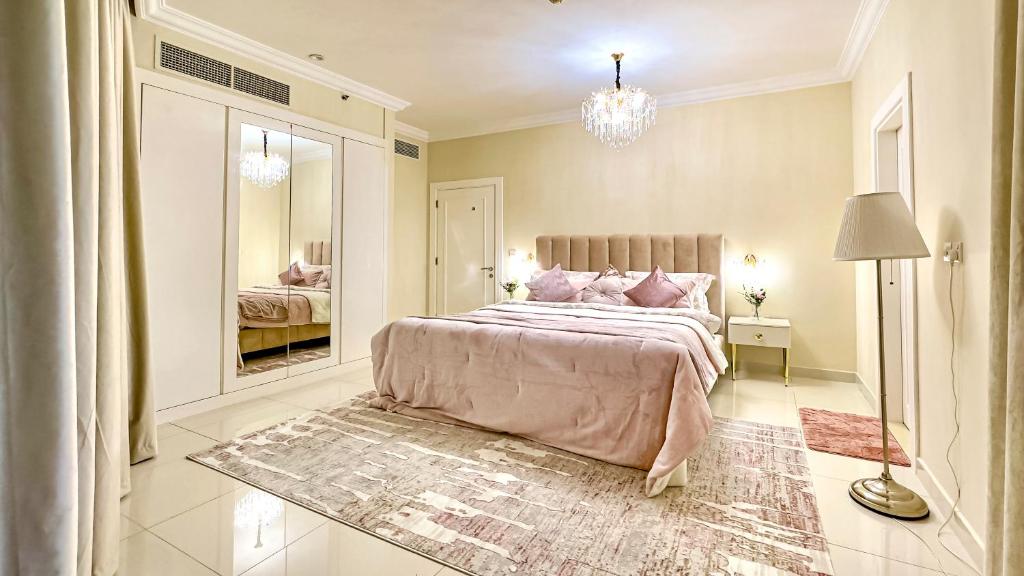 369 Stays- 2 Bedroom Apartment in Business Bay