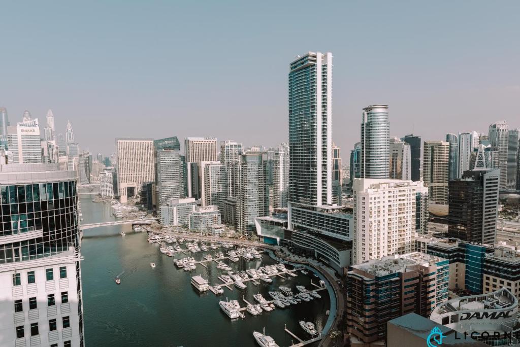 4 BR Penthouse in Dubai Marina with Amazing Views - Marina Sparkle Tower 2