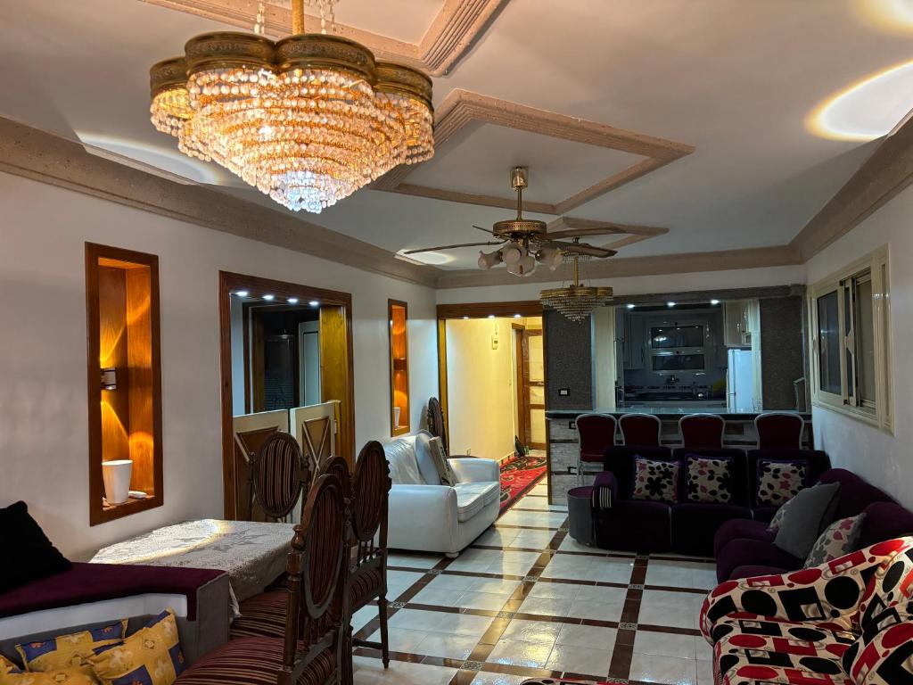3BR Apartment on Plage