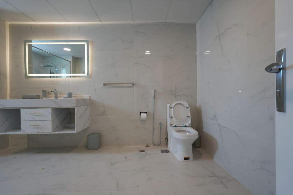 Stunning 4 Bedroom Villa at The Lakes