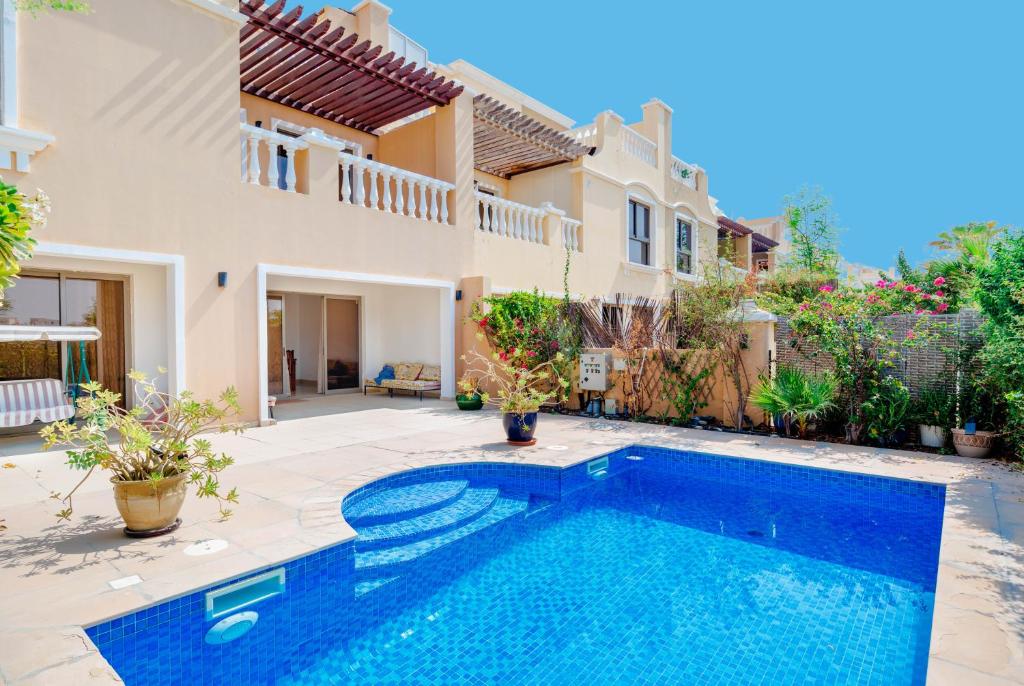5br Vacation Villa with Private Pool