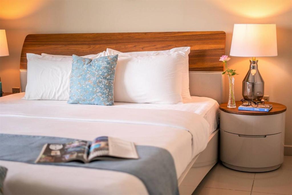 Stunning Palm Island And Arabian Sea Views On 67th