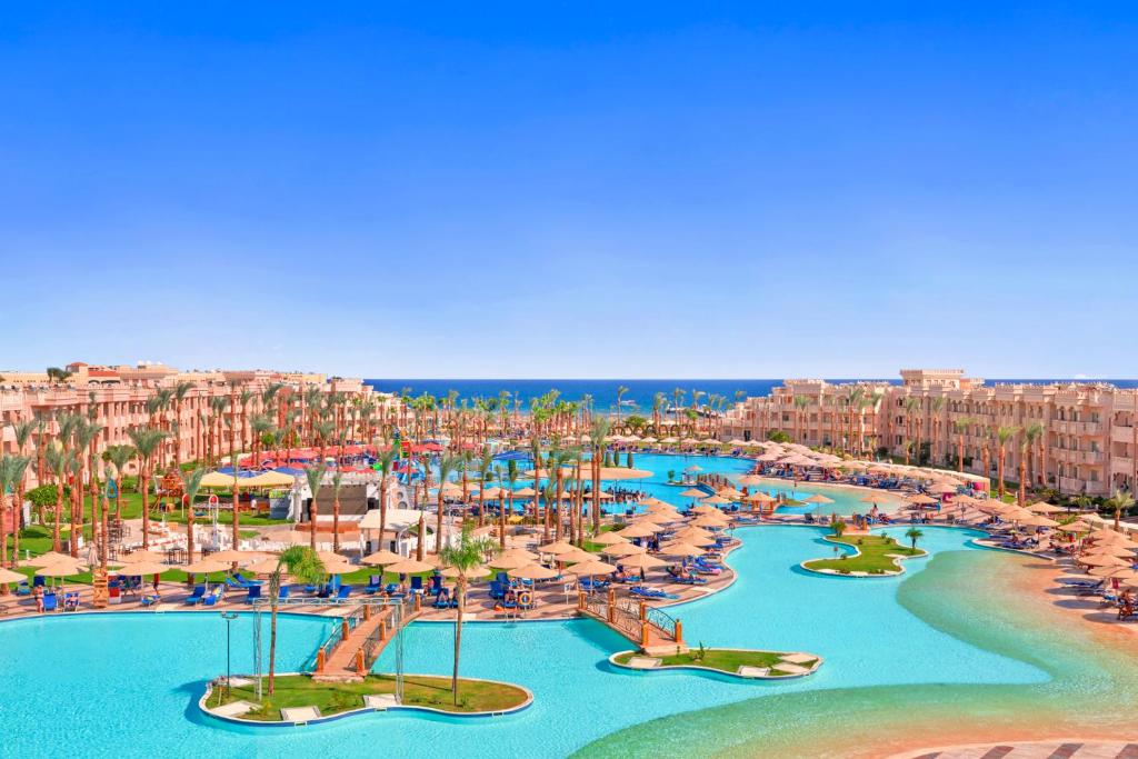بيكالباتروس بالاس - أكوا بارك الغردقة