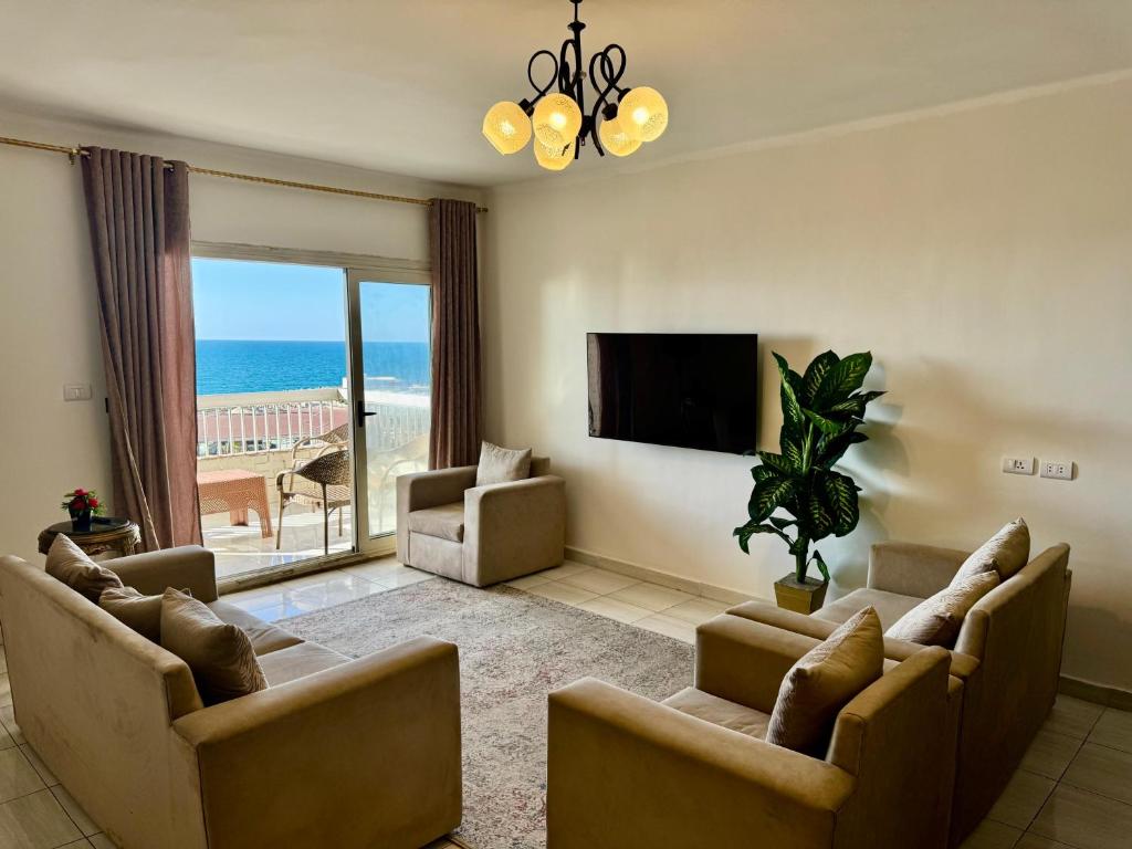 ALEX HOMES - City Square Cozy Apartment with Direct Sea View - Families Only