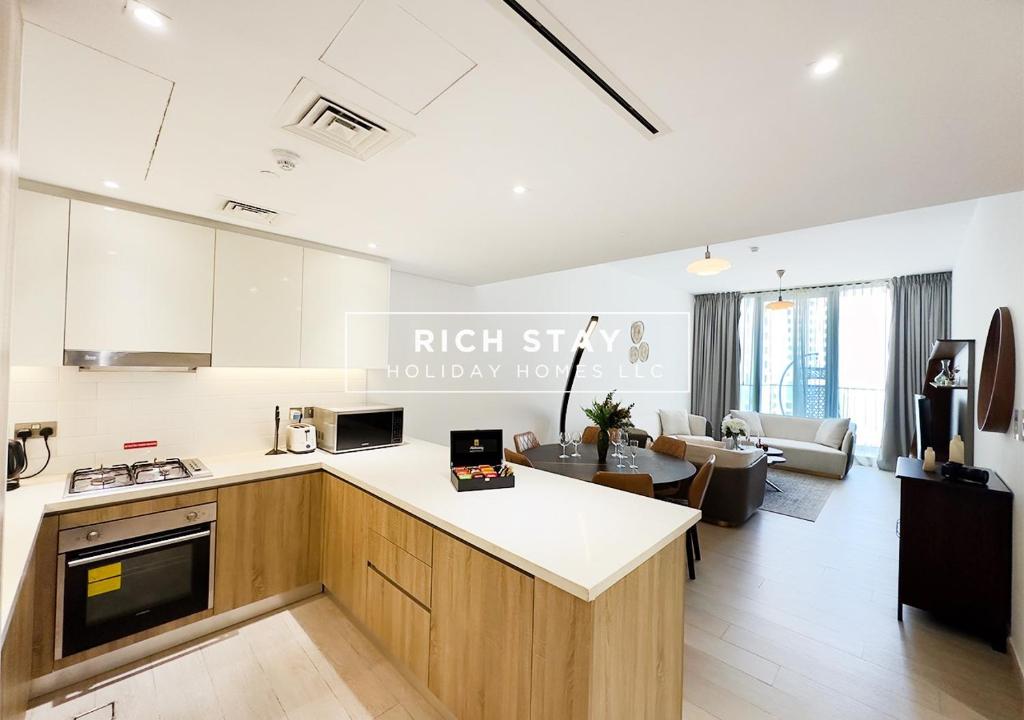 Alluring 2BR at LIV Residences in Dubai Marina by Rich Stay