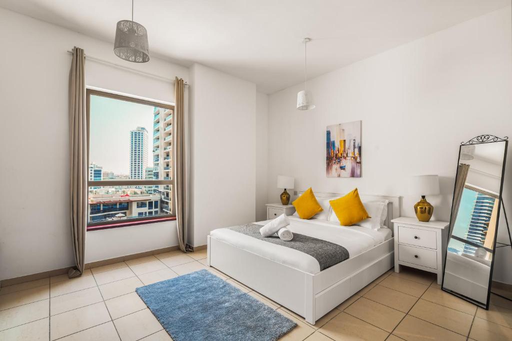 Beautiful 2BR & 4BR Apartments on JBR Beach, Walking Distance to Bluewaters Island - By Sunkissed Holiday Homes