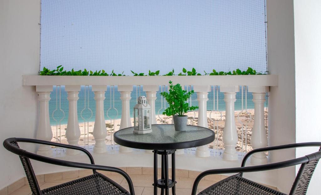 FREE Holiday Homes - Al Hamra Village