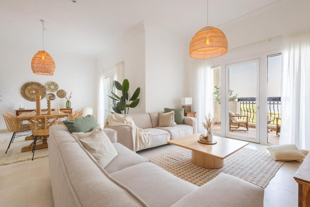 Voyage Ansam Three Bedroom With Ocean Views