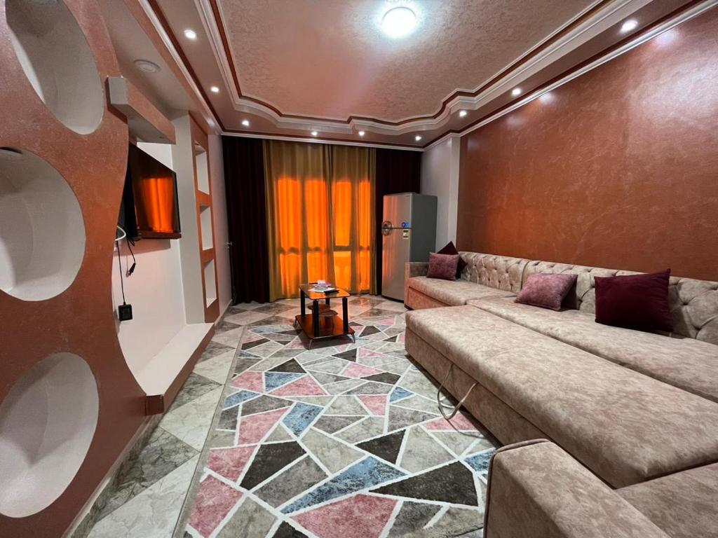 Apartment with a view of the pyramids