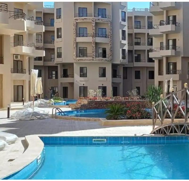 Aqua Tropical Resort, El Guana 15,Alahyaa