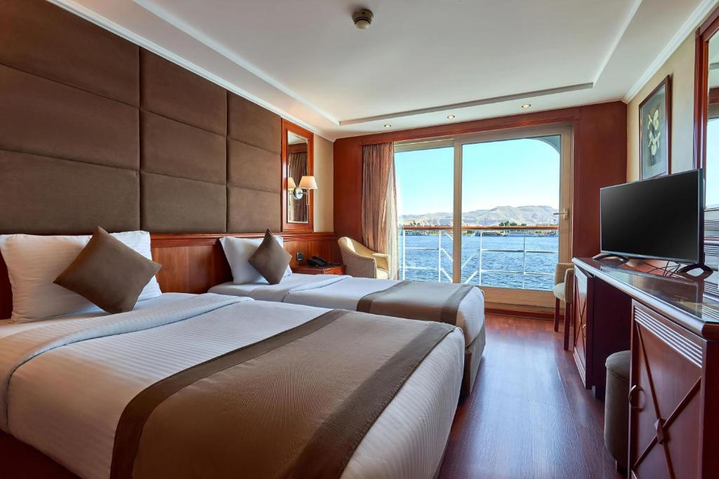 NILE CRUISE ROYAL QUEEN I Every Saturday from Luxor 4 nights, and every Wednesday from ASWAN 3 nights
