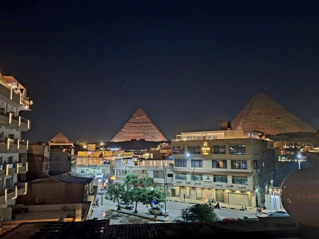 Bakar pyramids in