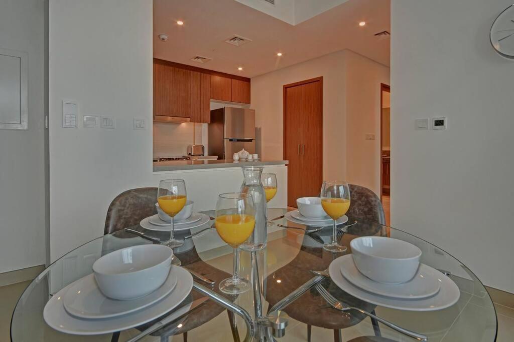 Beachwalk Luxury apartment - Marina Views - Infinity Pool