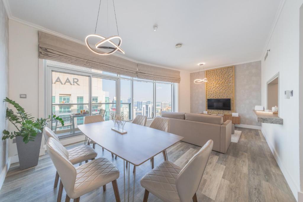 Boutique Living - Burj Views - Renovated