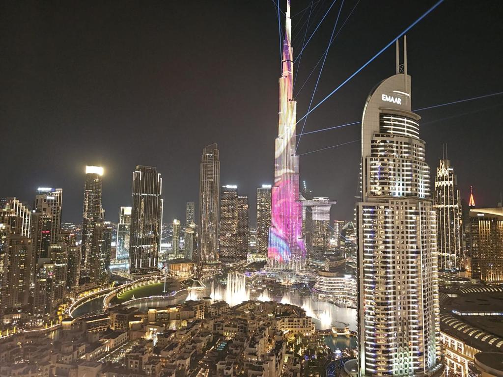 Burj Khalifa Dancing Fountain View