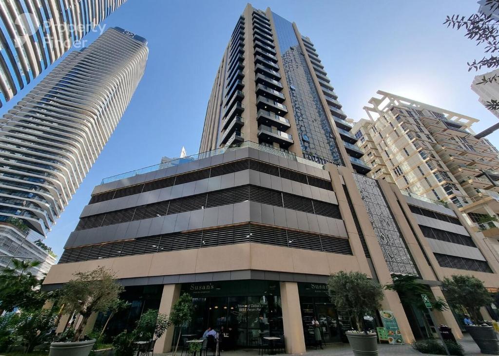 Burj Khalifa View Hostel DownTown
