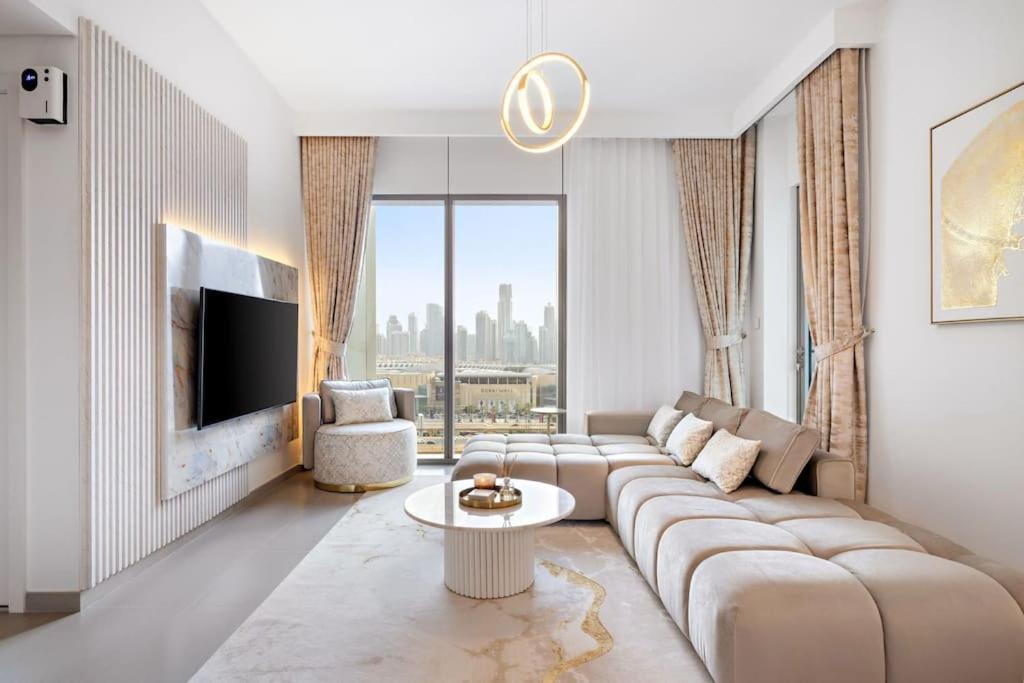 Burj Khalifa View Lux concierge