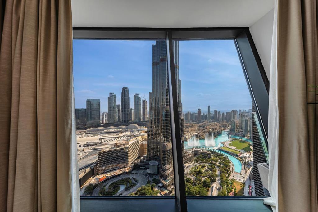 Burj Vista by Emaar - Burj Khalifa & Fountain Views, Downtown Dubai