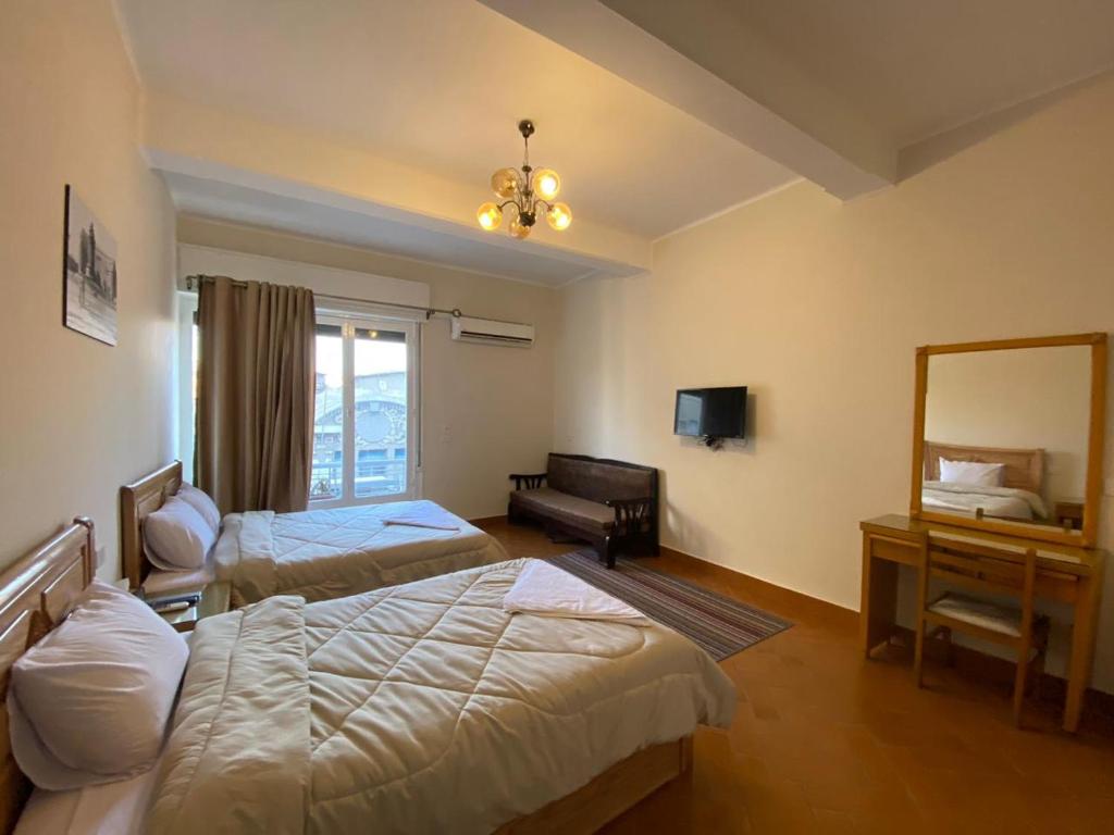 Central Cairo Hotel