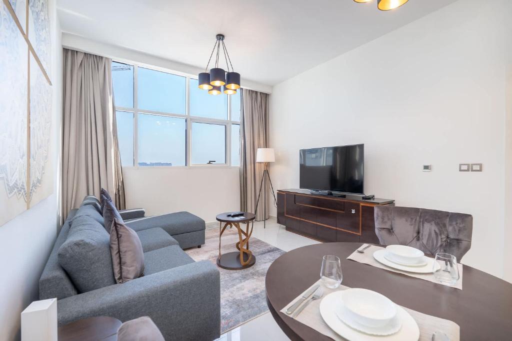 Charming 1-Bedroom Retreat in the Heart of JVC