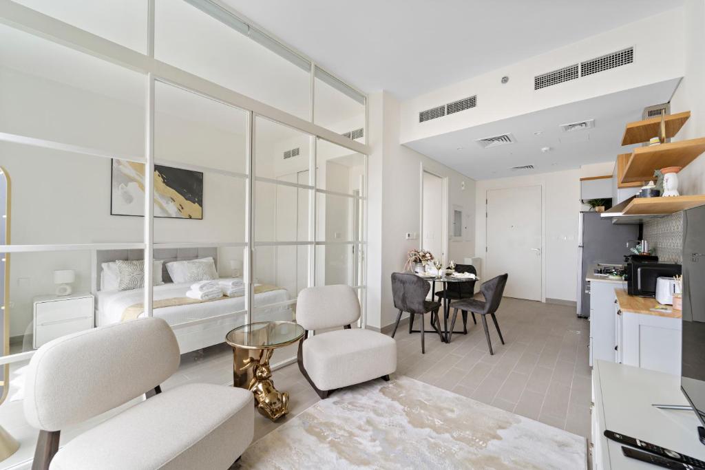 Chic 1 BR apartment at Golfville