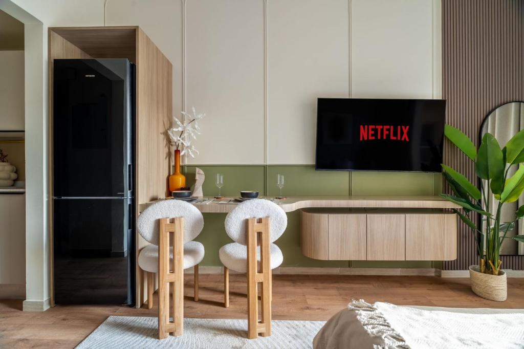 Chic Urban Studio