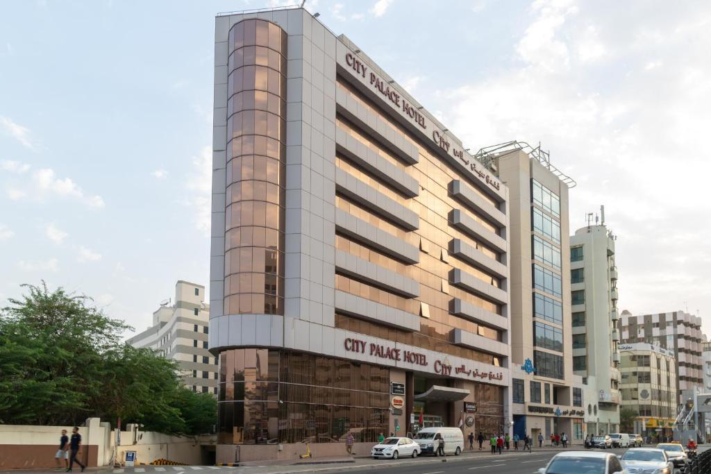 CITY PALACE HOTEL