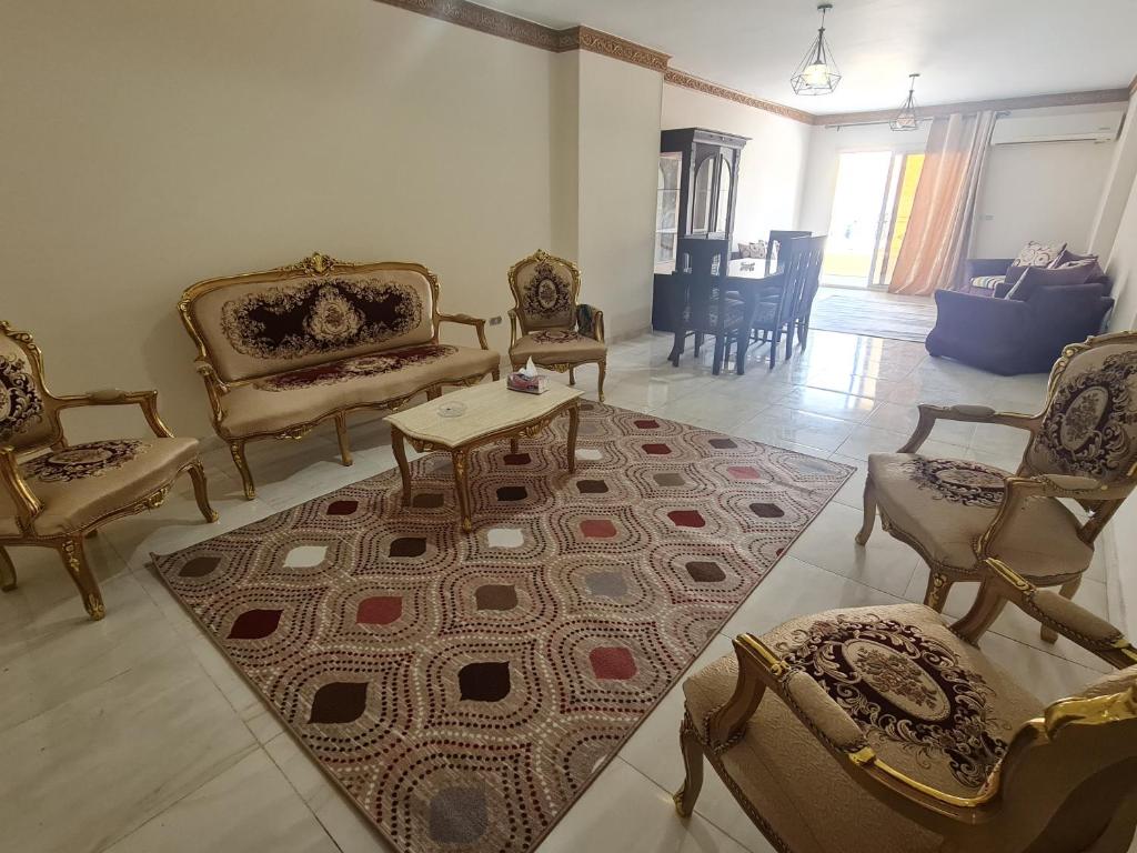 Close to Airport, malls and the new Administrative Capital