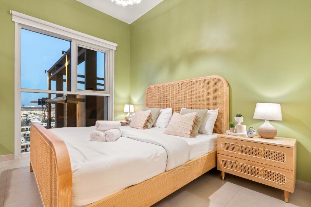 Sleek 1BR with Balcony in Dubai Hills l Gym & Pool