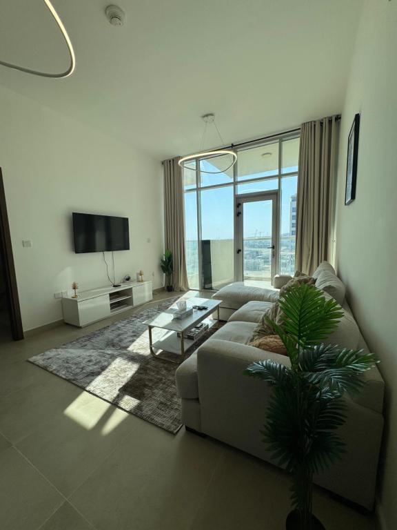 Cozy 1 BR - Pool-Gym, close to metro