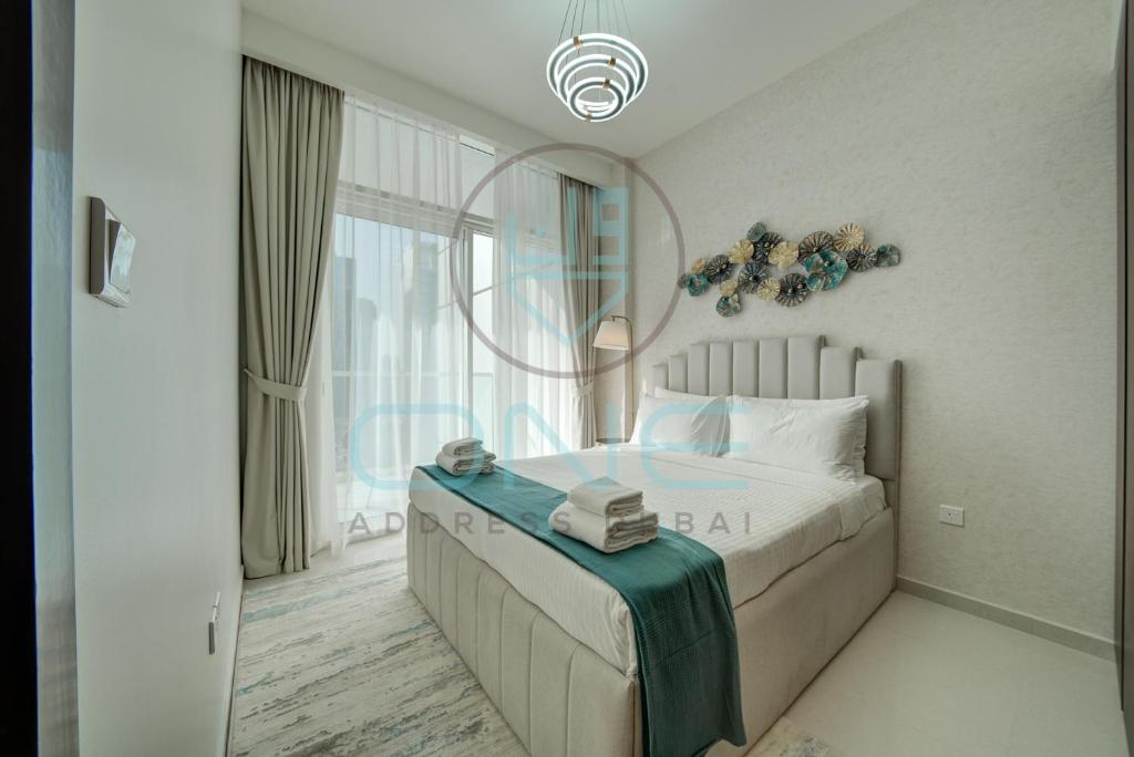 Upgraded Apartment w Partial Burj Khalifa View