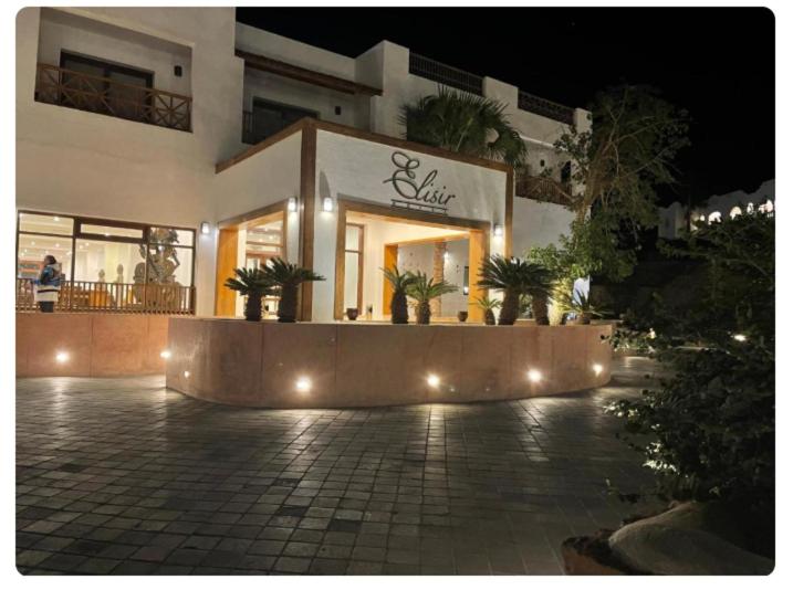 Domina Coral Bay Suite Elisir