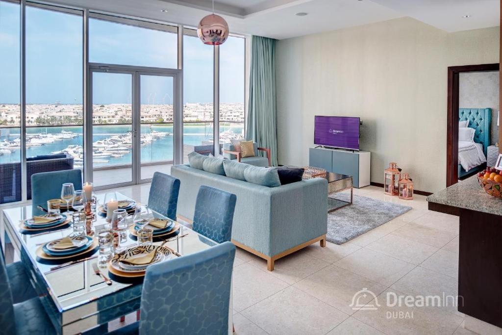 Dream Inn Apartments - 3BR Sea View - Tiara