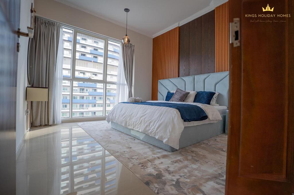 Dunya tower Royal suite Burj Khalifa street, Kings
