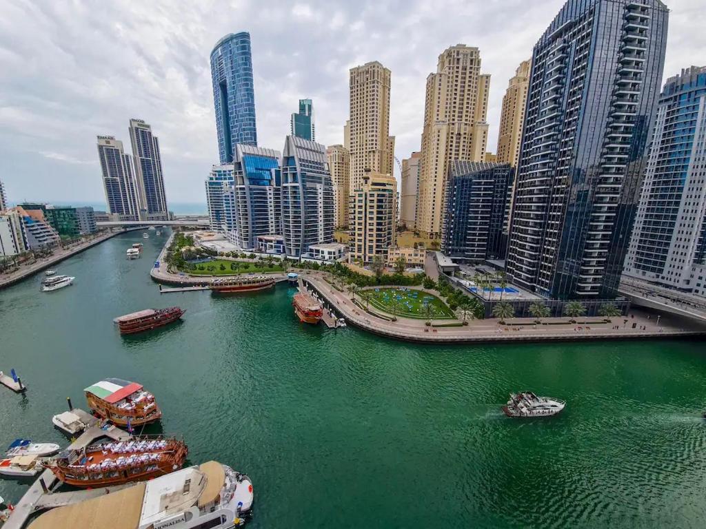 Dubai Marina Amazing view sea view