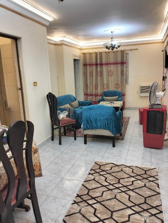 Egypt House makrm ebied